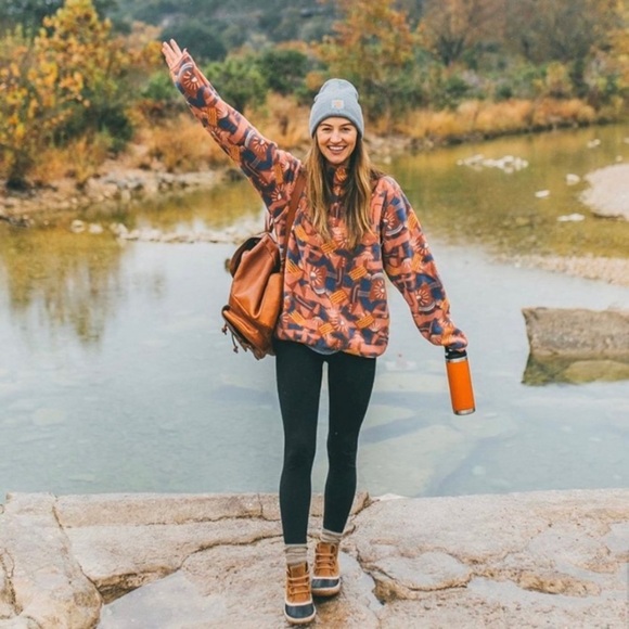 RARE🔥 Patagonia Women's Lightweight Synchilla Snap-T Fleece Pullover, Big Sisu - Picture 10 of 10